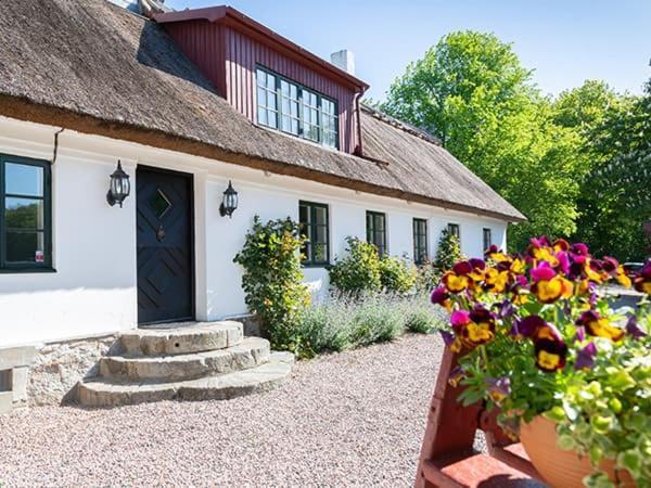 Husargårdens Bed&Breakfast Sjöbo Eksteriør bilde